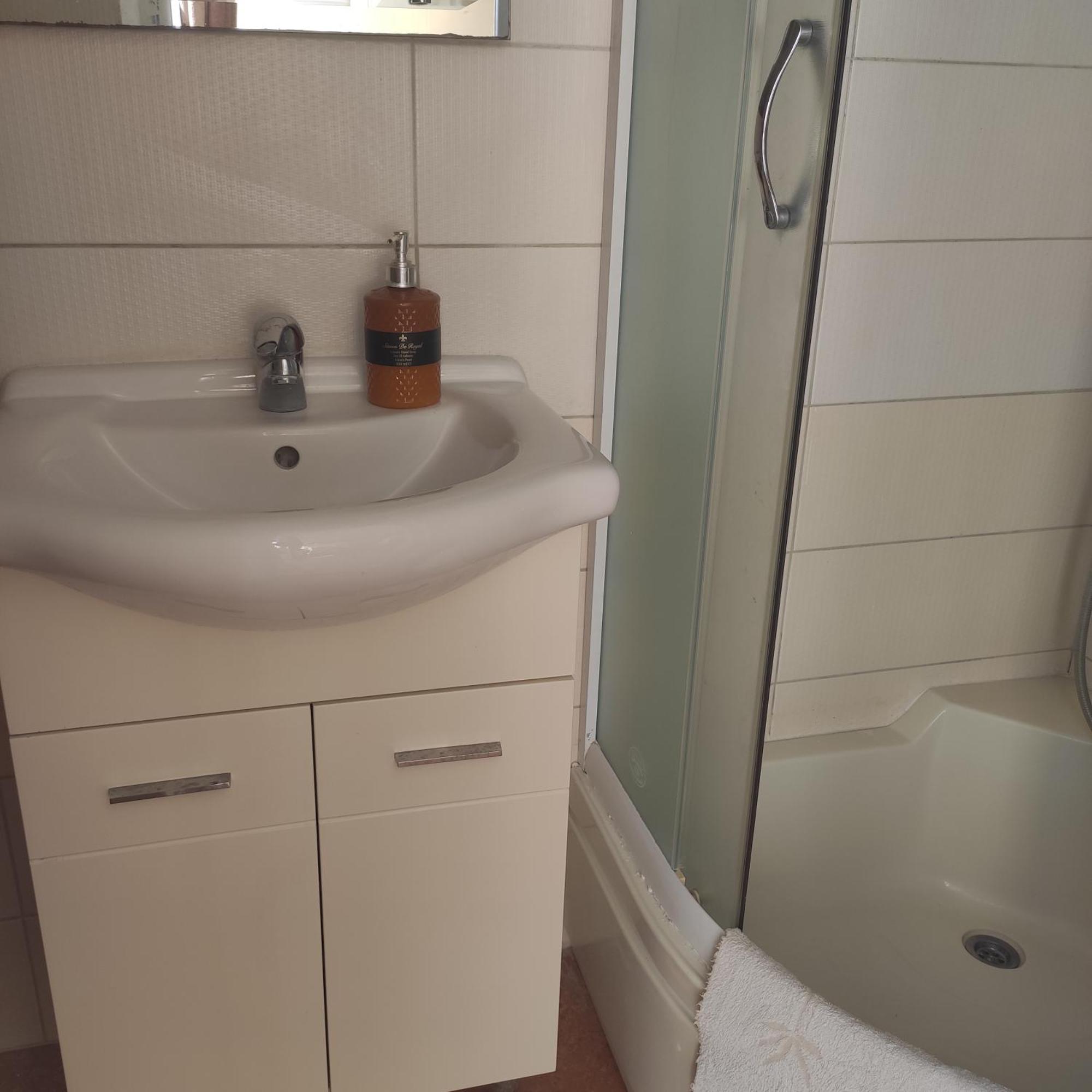 Apartment Oliva 울친 외부 사진